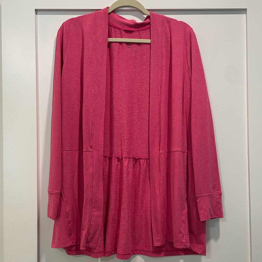 CuddlDuds Pink, Long Sleeve, Ruffle Cardigan. Women’s size Medium.